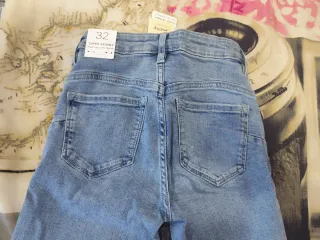 Vaquero Kim push up nuevo talla 32