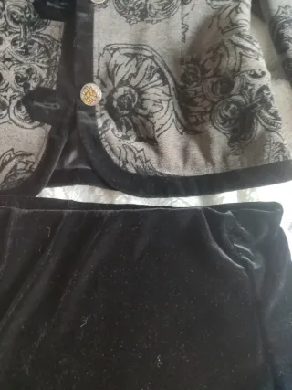 3 Conjuntos falda midi 15€