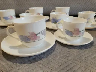 Juego de tazas de porcelana multicolor