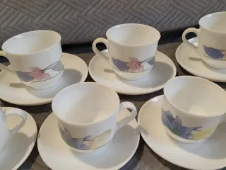 Juego de tazas de porcelana multicolor