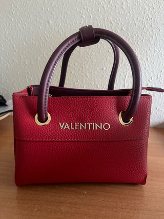 Bolso Valentino Rojo Nuevo con 2 cinturones