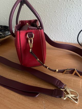 Bolso Valentino Rojo Nuevo con 2 cinturones