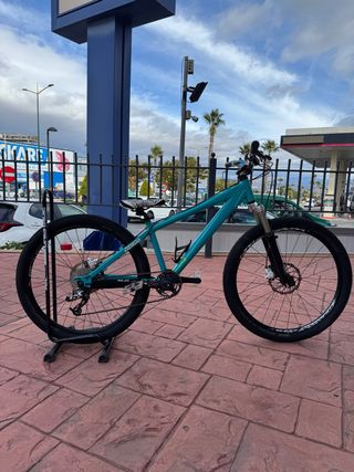 Bicicleta MTB/Dirt 26”