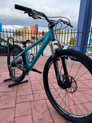 Bicicleta MTB/Dirt 26”