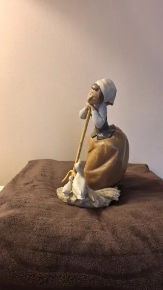 Figura Lladró Niña con Gansas