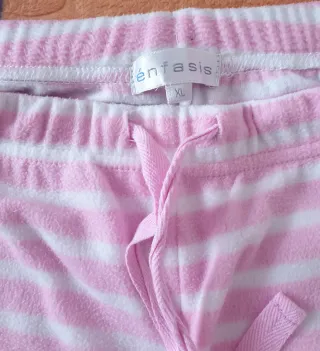 Pijama mujer corazones rosa y blanco