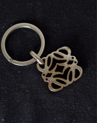 Llavero Loewe Plateado