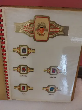 2 COLECCIONES COMPLETAS  Vitolas Álvaro Años 60-70