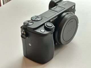 Cámara Sony Alpha A6400