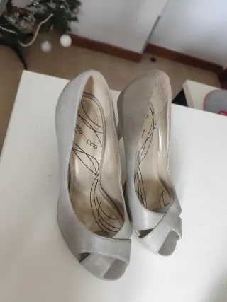 Zapatos Tacón Gris Perla Roberta Miccio