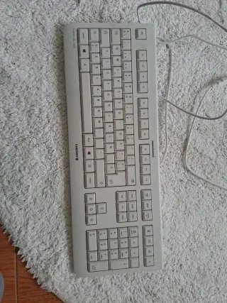Teclado con cable usb
