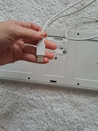 Teclado con cable usb