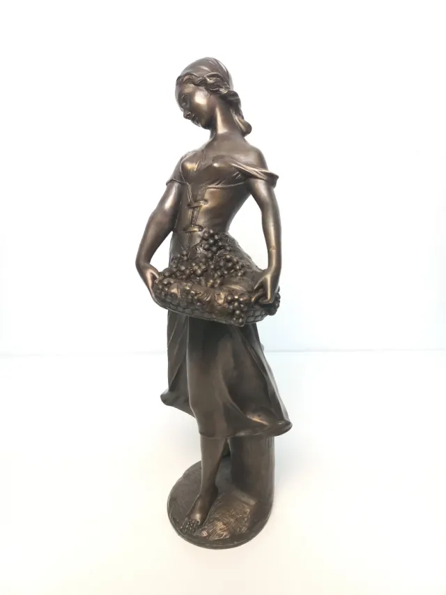 Escultura Delamain Campesina 60cm