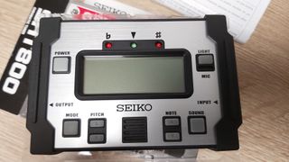 Afinador Seiko SAT800 Cromático Guitarra Bajo