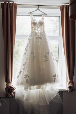 Vestido de novia con cola