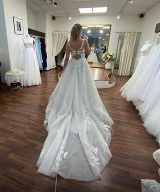 Vestido de novia con cola