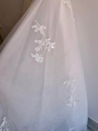 Vestido de novia con cola
