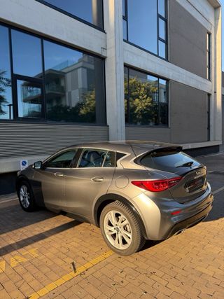 Infiniti Q30 2017