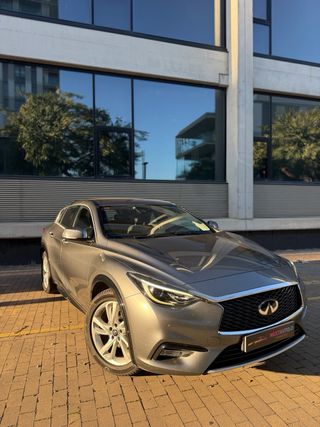 Infiniti Q30 2017