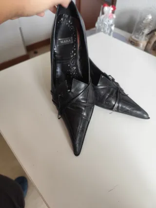 Zapatos de tacón negros Mara