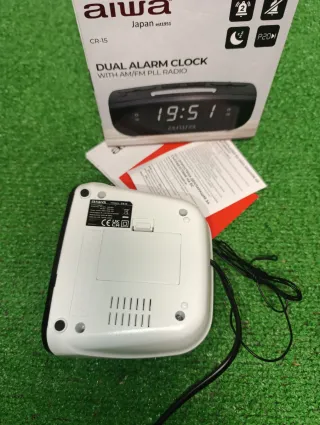 Despertador radio Aiwa CR-15