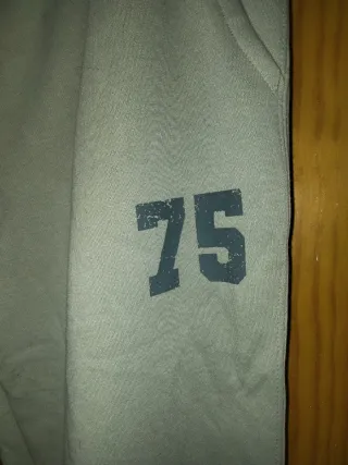 Pantalón chándal mujer verde con número 75