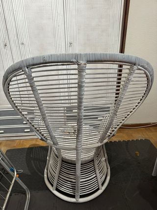 Sillón de mimbre para restaurar