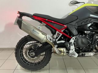 BMW F 900 GS Amarilla