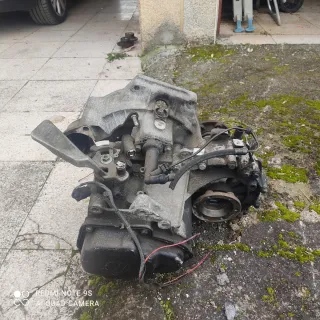 Culata  y caja precio a consultar 608068734