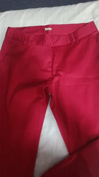 Pantalón rojo