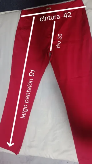 Pantalón rojo