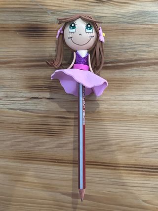 Fofucha-lápiz bailarina.