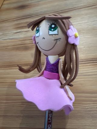 Fofucha-lápiz bailarina.