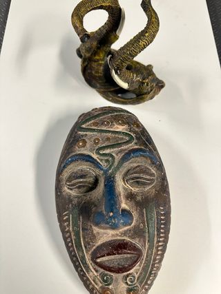 Máscara Africana y Portavelas Elefantes