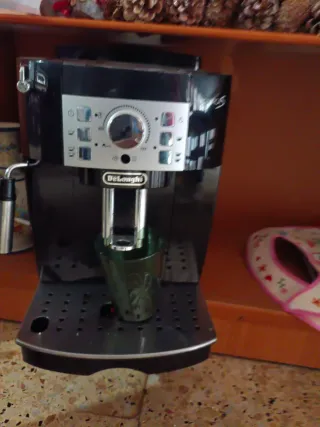 Cafetera DeLonghi Magnifica S