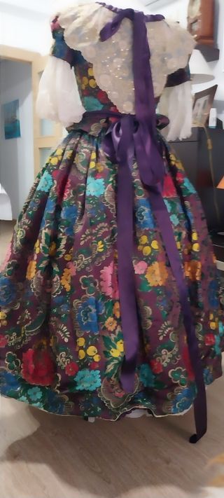 Traje de Fallera