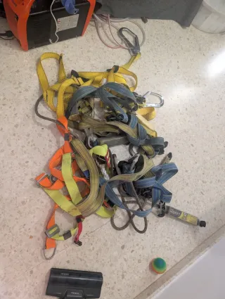 Arnés de trabajo y accesorios