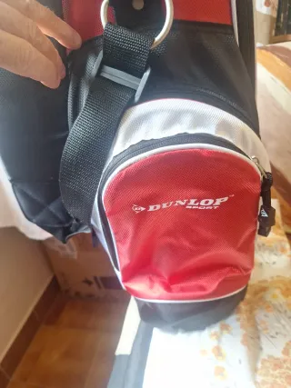 Bolsa para palos de golf.
