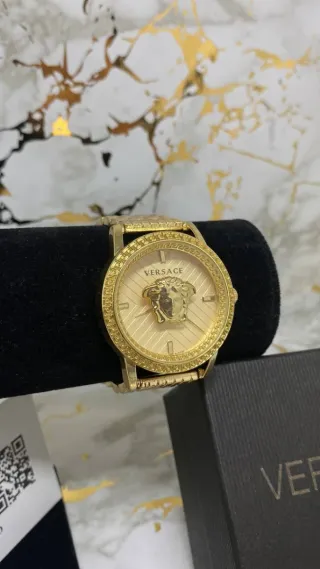 Reloj Versace Dorado Medusa