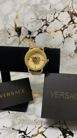 Reloj Versace Dorado Medusa
