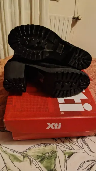 Botines XTI Negro Talla 39