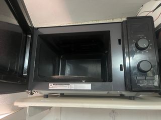 Microondas Toshiba Negro