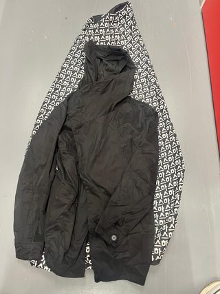 Gabardina ASOS Talla M Estampada