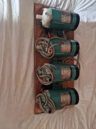 4 Bombas de Agua Iwaki Magnet Pump