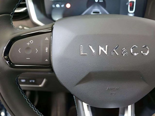 Lynk & Co 01 01 1.5T PHEV
