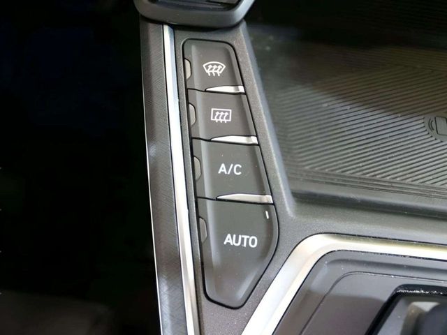 Lynk & Co 01 01 1.5T PHEV