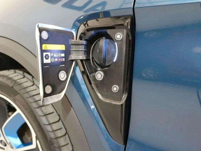 Lynk & Co 01 01 1.5T PHEV