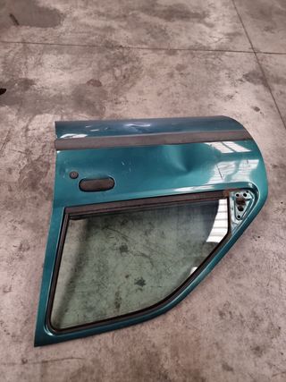 Puerta Delantera Izquierda Ford Fiesta IV