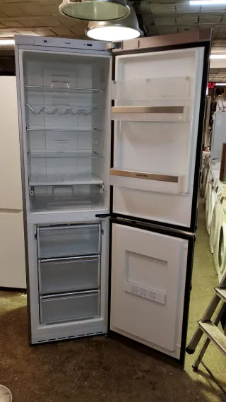 NEVERA SIEMENS Aceros INOXIDABLE 2A OPORTUNITAT