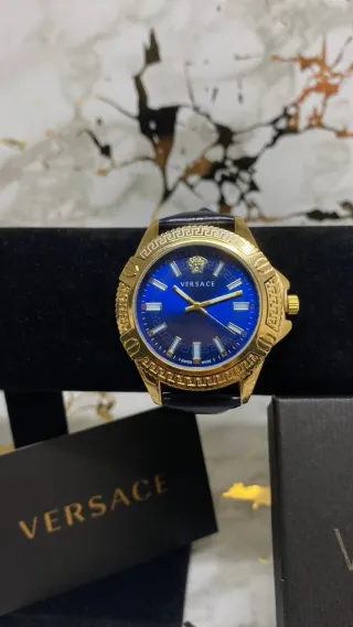 Reloj Versace con Caja y Tarjeta incluida
